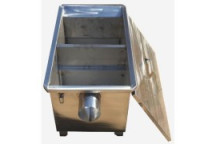 GTS SS GREASE TRAP 700X450X450 2 BASKET 110MM IN/OULET GTS700